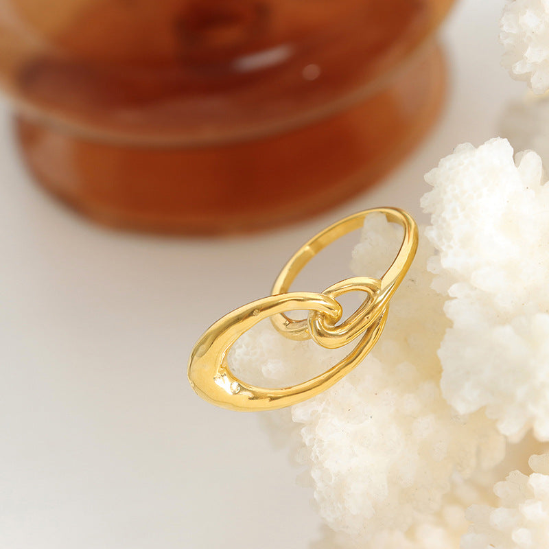 Minimalistischer, modischer, geometrischer, ovaler, speziell geformter Nahtdesign-Ring aus 18-Karat vergoldetem Edelstahl