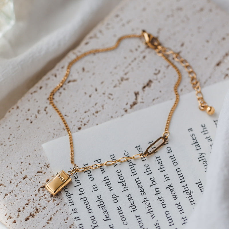 Vielseitiges Fußkettchen aus 18-Karat vergoldetem Edelstahl, Mode Persönlichkeit BRIC Goldbarren Design