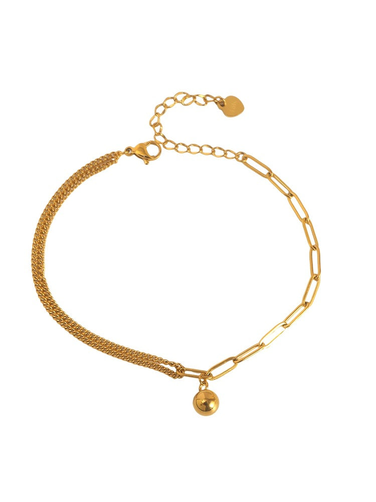 Trendiges und modisches Fußkettchen aus 18-Karat vergoldetem Edelstahl mit Doppelkettenverbindung und kleinem Goldkugel-Design