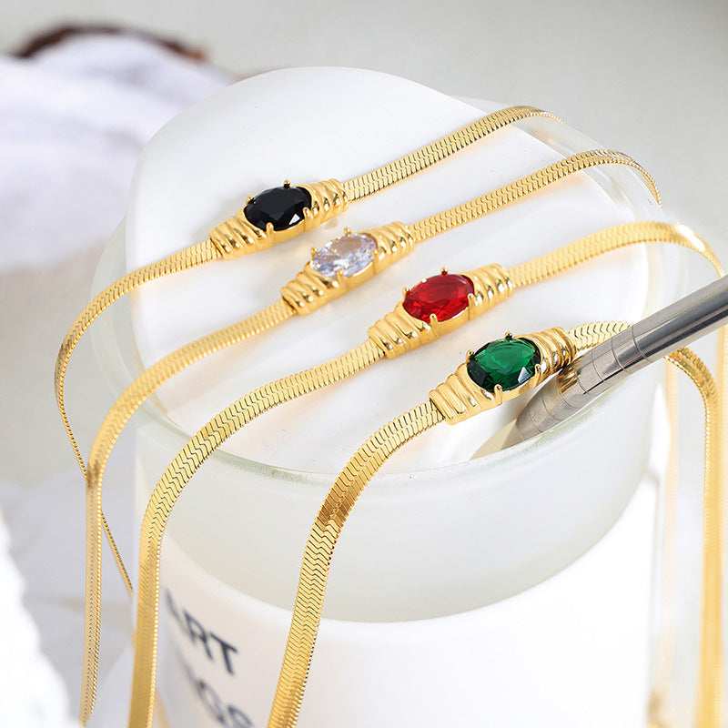 Klassisches Armband-Halsketten-Set aus 18-karätigem vergoldetem Edelstahl mit eingelegtem Zirkon-Design im Vintage-Stil