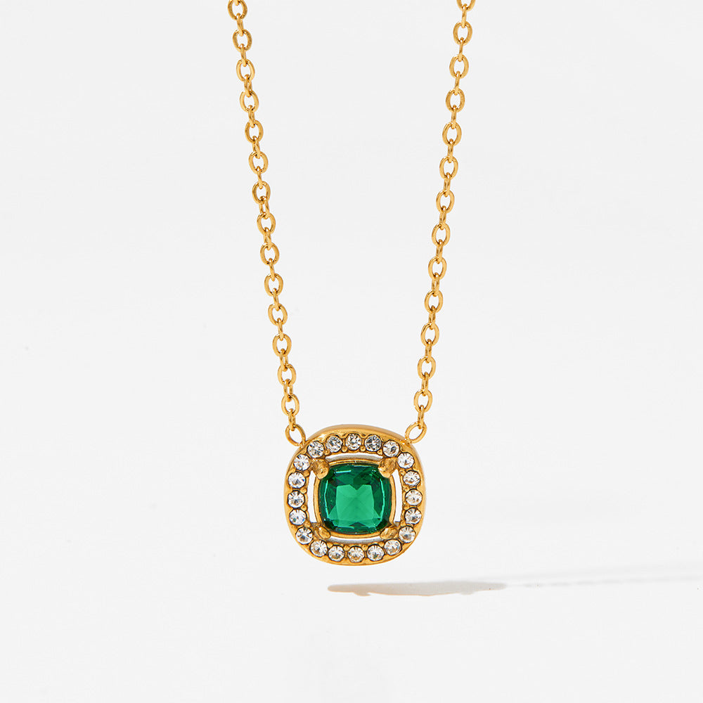 Halskette mit Anhänger aus 18-Karat vergoldetem Edelstahl im Retro-Stil mit eingelegtem Zirkon-Design