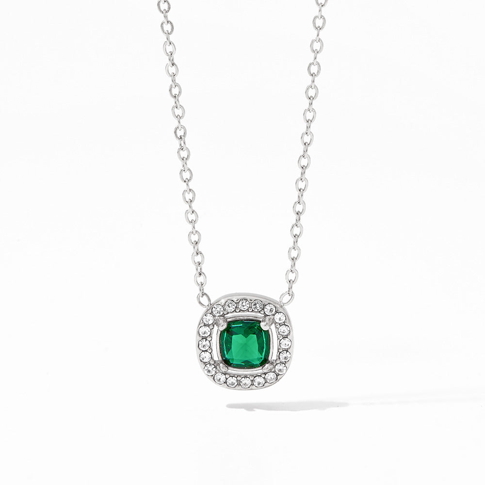 Halskette mit Anhänger aus 18-Karat vergoldetem Edelstahl im Retro-Stil mit eingelegtem Zirkon-Design