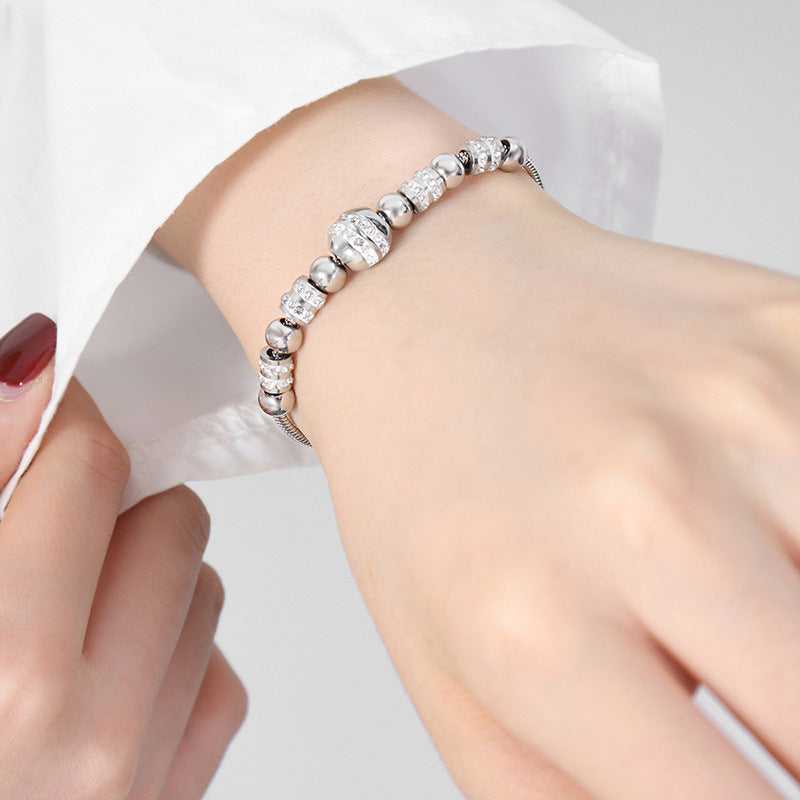 Luxuriöses Retro-Armband aus 18-Karat vergoldetem Edelstahl mit runden und eingelegten Diamantperlen
