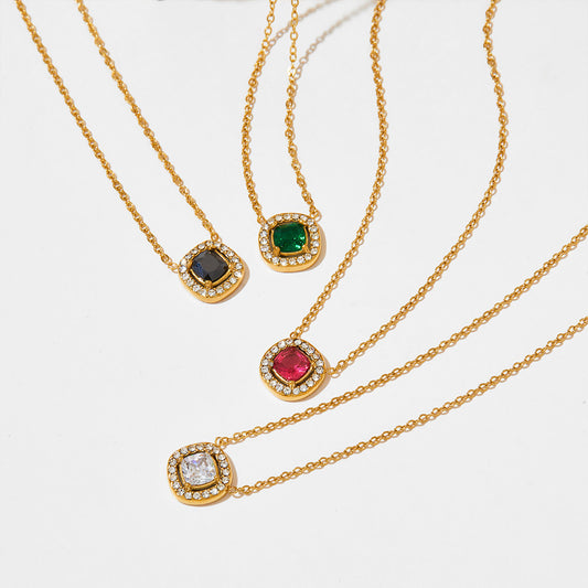 Halskette mit Anhänger aus 18-Karat vergoldetem Edelstahl im Retro-Stil mit eingelegtem Zirkon-Design